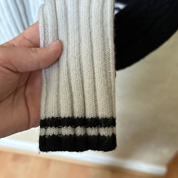 Diane Von Furstenberg Black and White Hooded Cardigan - Picture 4 of 7